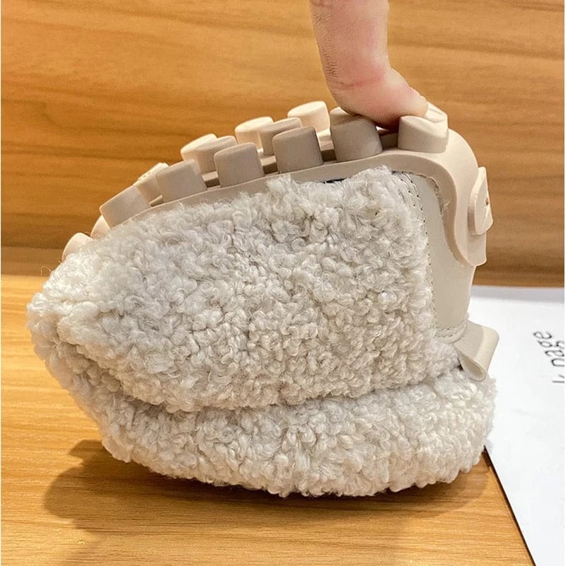 家での比類のない快適さのためのウルトラソフトモカシン